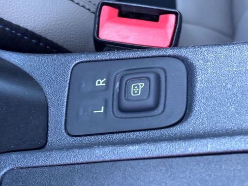 Used 2022 Ford Bronco Wildtrak AWD/4WD image 35
