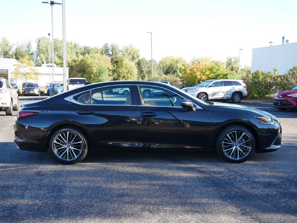 Certified 2025 Lexus ES 350 w/ Premium Package FWD image 7