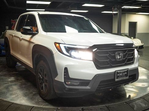 Used 2023 Honda Ridgeline Black Edition image 5