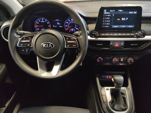 Used 2021 Kia Forte LXS FWD image 22