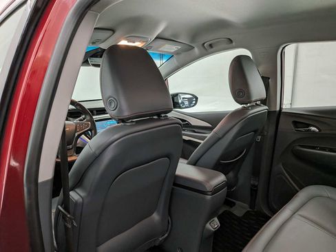 Used 2021 Chevrolet Bolt Premier w/ Infotainment Package image 18