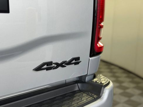 Certified 2026 RAM 2500 Big Horn AWD/4WD image 17