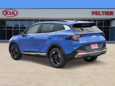 New 2026 Kia Sportage EX w/ EX Panorama Roof Package FWD image 3