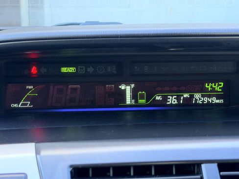 Used 2012 Toyota Prius V Five FWD image 41