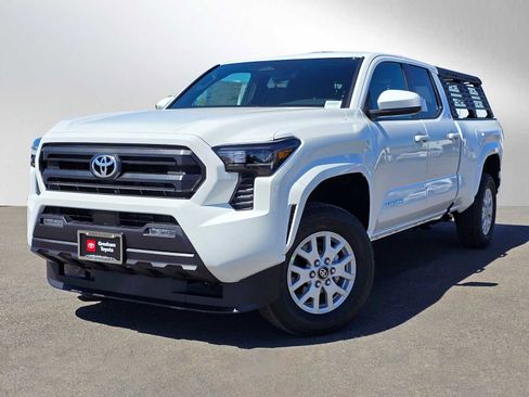 New 2025 Toyota Tacoma SR5 image 5