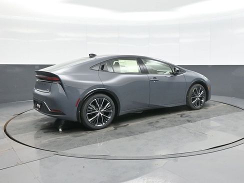 New 2026 Toyota Prius XLE image 7