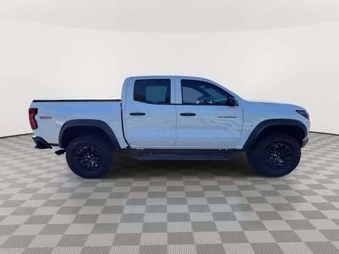 Used 2024 Chevrolet Colorado Trail Boss w/ Technology Package AWD/4WD image 7