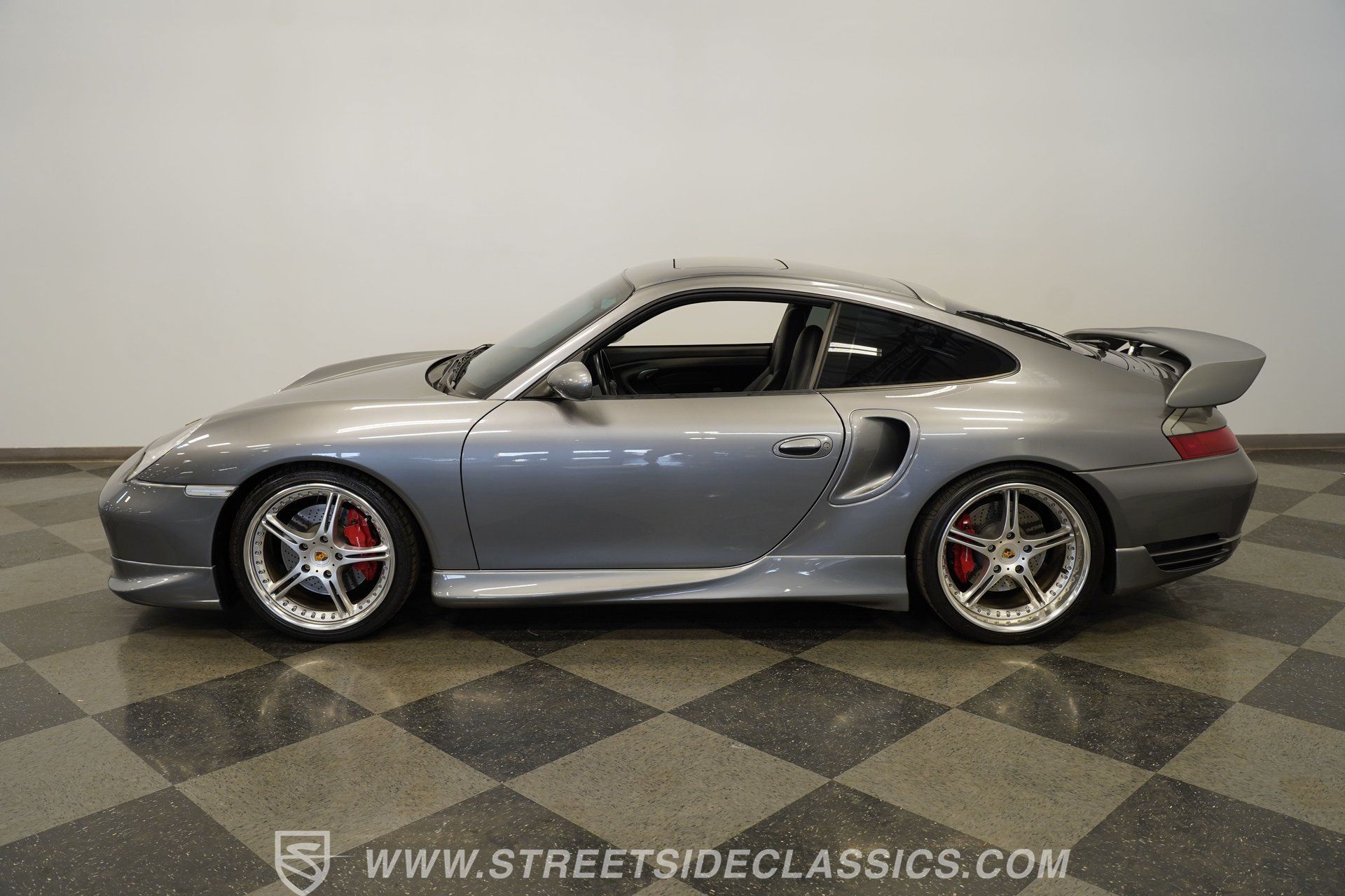 Used 2001 Porsche 911 Turbo AWD/4WD image 2