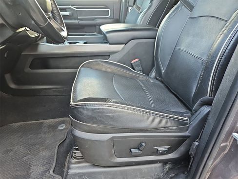 Used 2020 RAM 2500 Laramie image 18