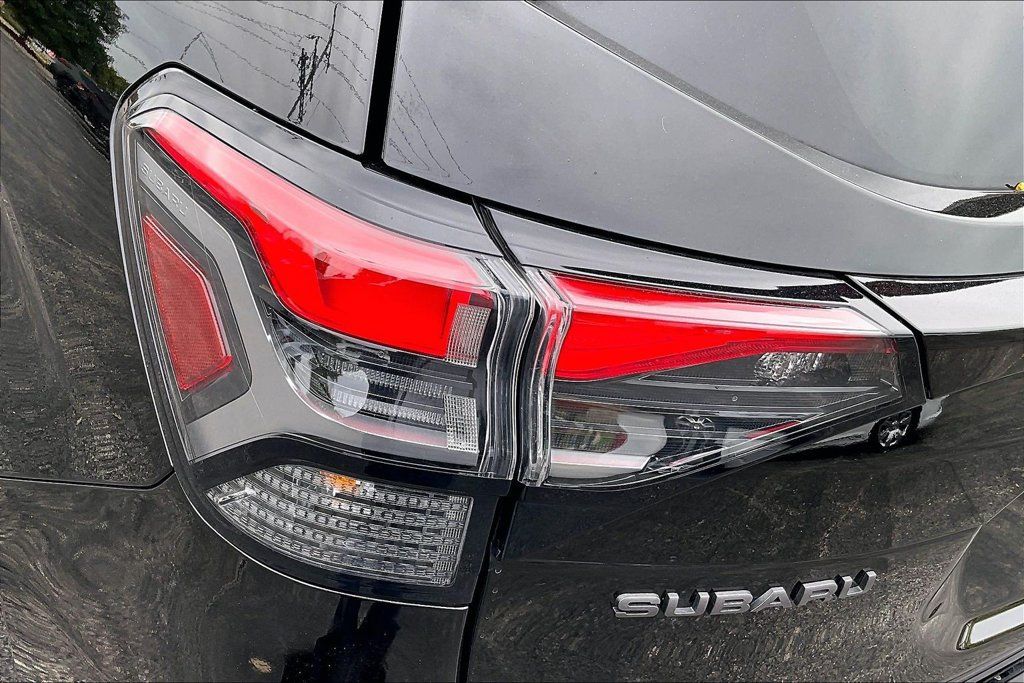 Used 2025 Subaru Forester Sport AWD/4WD image 33
