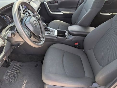 Used 2024 Toyota RAV4 LE AWD/4WD image 14