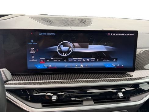 Used 2024 BMW X7 M60i w/ Executive Package AWD/4WD image 23