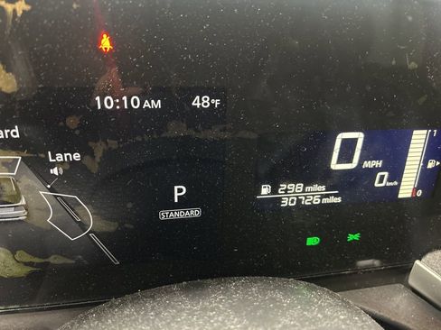 Used 2025 Nissan Kicks SV image 5