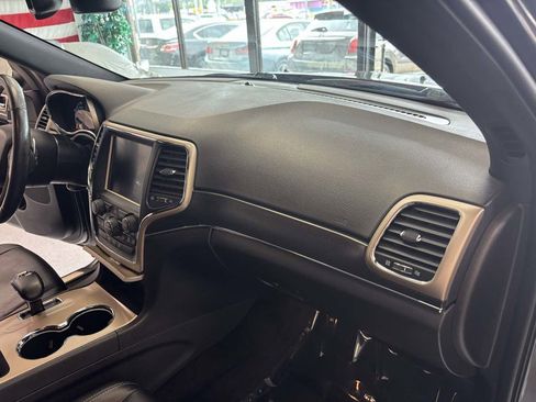 Used 2015 Jeep Grand Cherokee Limited image 14