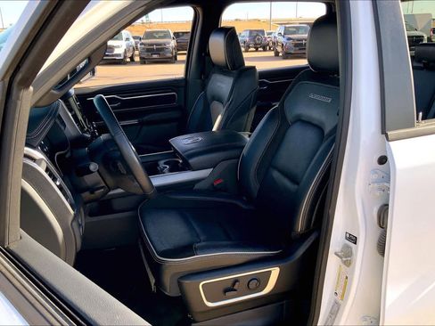 Used 2024 RAM 1500 Laramie image 7