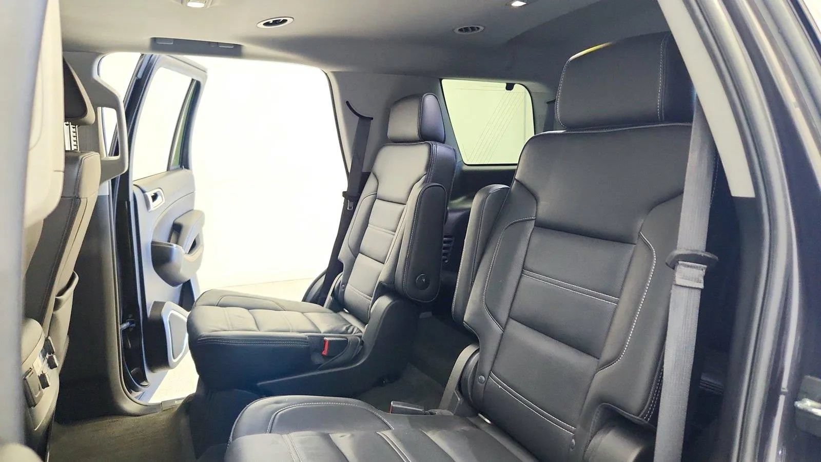 Used 2018 GMC Yukon Denali AWD/4WD image 27