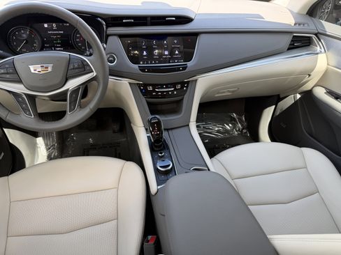 Certified 2023 Cadillac XT5 Premium Luxury w/ Technology Package image 15