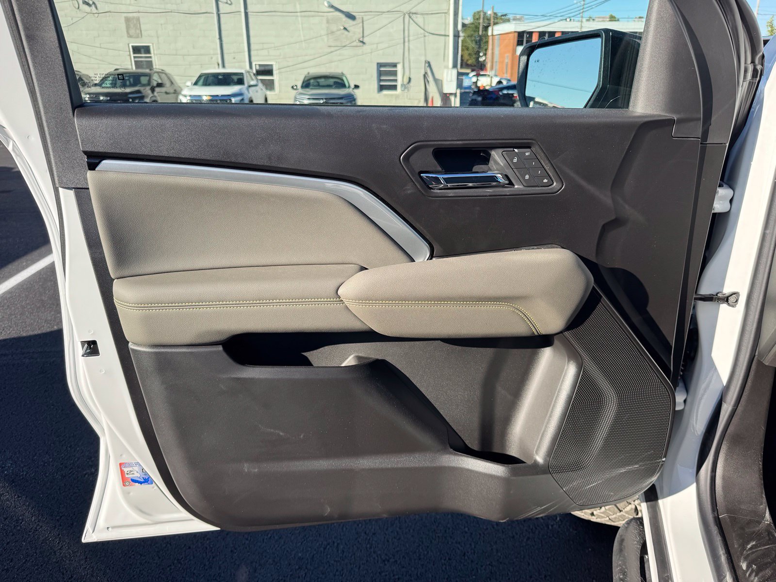 New 2026 Chevrolet Colorado ZR2 AWD/4WD image 11