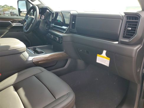 New 2026 Chevrolet Silverado 2500 LT w/ Trail Boss Package image 29