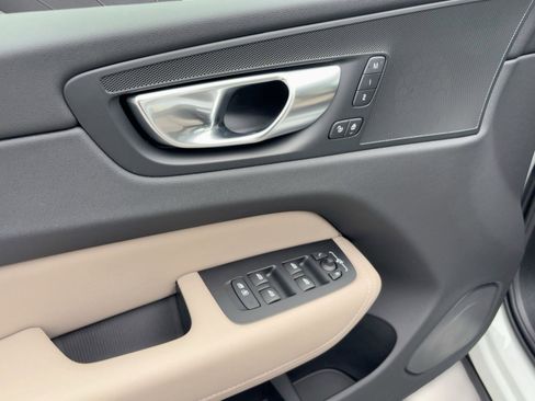 New 2026 Volvo XC60 B5 Core w/ Climate Package image 13