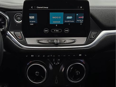 Used 2023 Chevrolet Blazer LT w/ Convenience Package FWD image 11