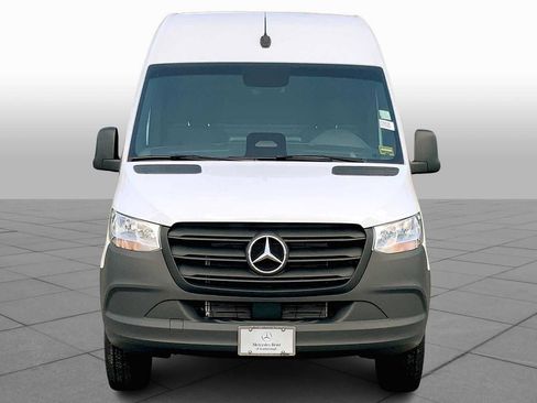 Certified 2025 Mercedes-Benz Sprinter 2500 image 3