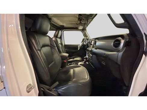 Used 2020 Jeep Gladiator Sport w/ Quick Order Package 24S image 15