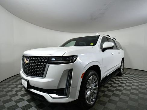 Used 2023 Cadillac Escalade ESV Premium Luxury w/ Performance Package image 18