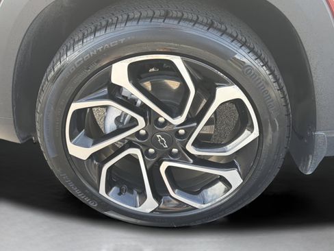 Used 2024 Chevrolet Trax RS w/ Driver Confidence Package image 33