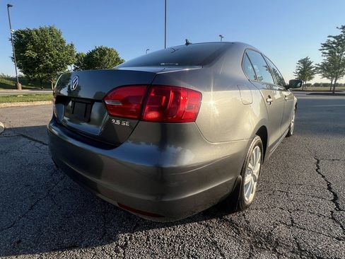 Used 2012 Volkswagen Jetta SE FWD image 5