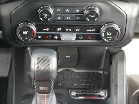 Used 2024 Ford Bronco Raptor w/ Interior Carbon Fiber Pack 6 AWD/4WD image 21