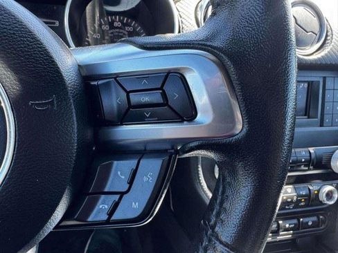 Used 2021 Ford Mustang Coupe RWD image 23