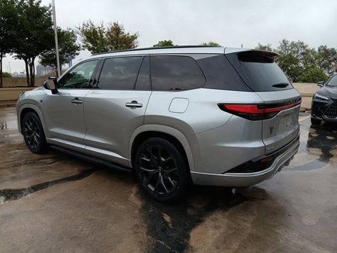 Used 2024 Lexus TX 500h AWD w/ Technology Package image 2