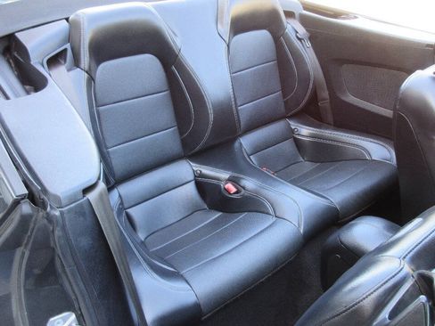 Used 2019 Ford Mustang Premium w/ Equipment Group 201A RWD image 18