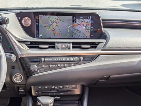 Certified 2020 Lexus ES 350 Ultra Luxury w/ Accessory Package 2 image 17