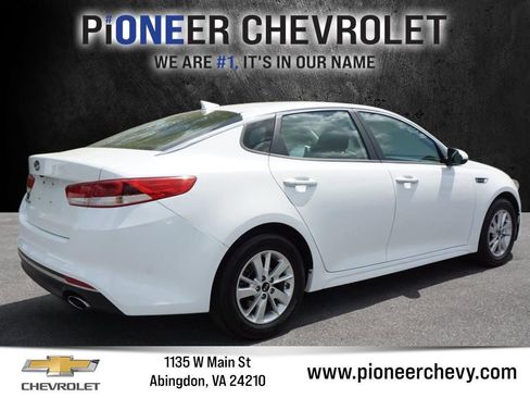 Used 2018 Kia Optima LX image 7