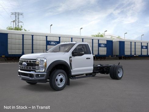 New 2026 Ford F450 XL w/ XL Chrome Package RWD image 2