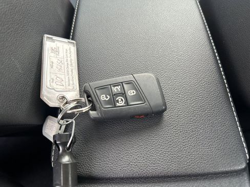 Used 2025 Volkswagen Jetta SE image 22