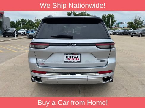 Used 2022 Jeep Grand Cherokee Overland AWD/4WD image 6