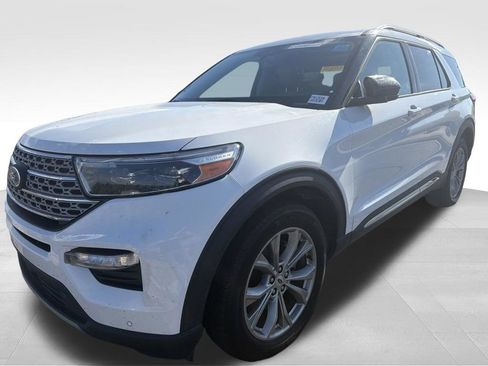 Used 2023 Ford Explorer Limited AWD/4WD image 5