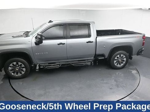 Used 2024 Chevrolet Silverado 2500 Custom w/ Custom Value Package image 23