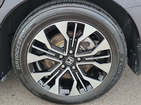 Used 2025 Honda Odyssey Elite image 12