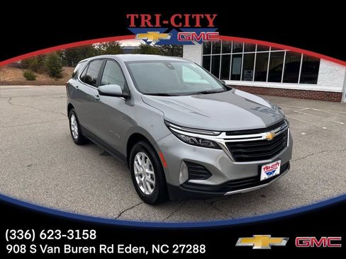 Used 2024 Chevrolet Equinox LT FWD image 1