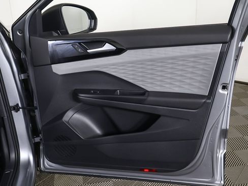 Used 2023 Volkswagen Taos S image 20