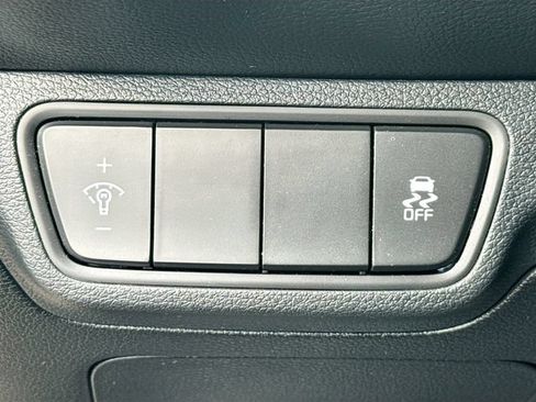 Used 2023 Kia Forte LXS FWD image 13