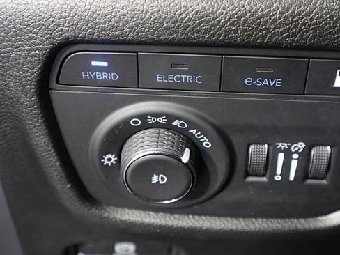 Used 2024 Jeep Grand Cherokee Limited 4xe AWD/4WD image 27