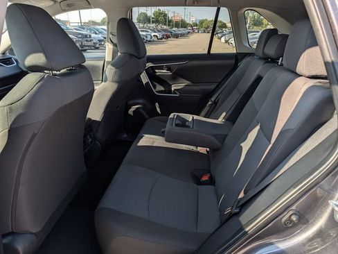 Used 2025 Toyota RAV4 XLE FWD image 26
