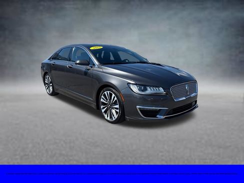 Used 2019 Lincoln MKZ Reserve FWD image 3