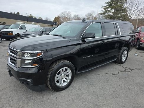 Used 2020 Chevrolet Suburban LT image 8