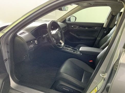 Used 2023 Honda Civic Touring image 17